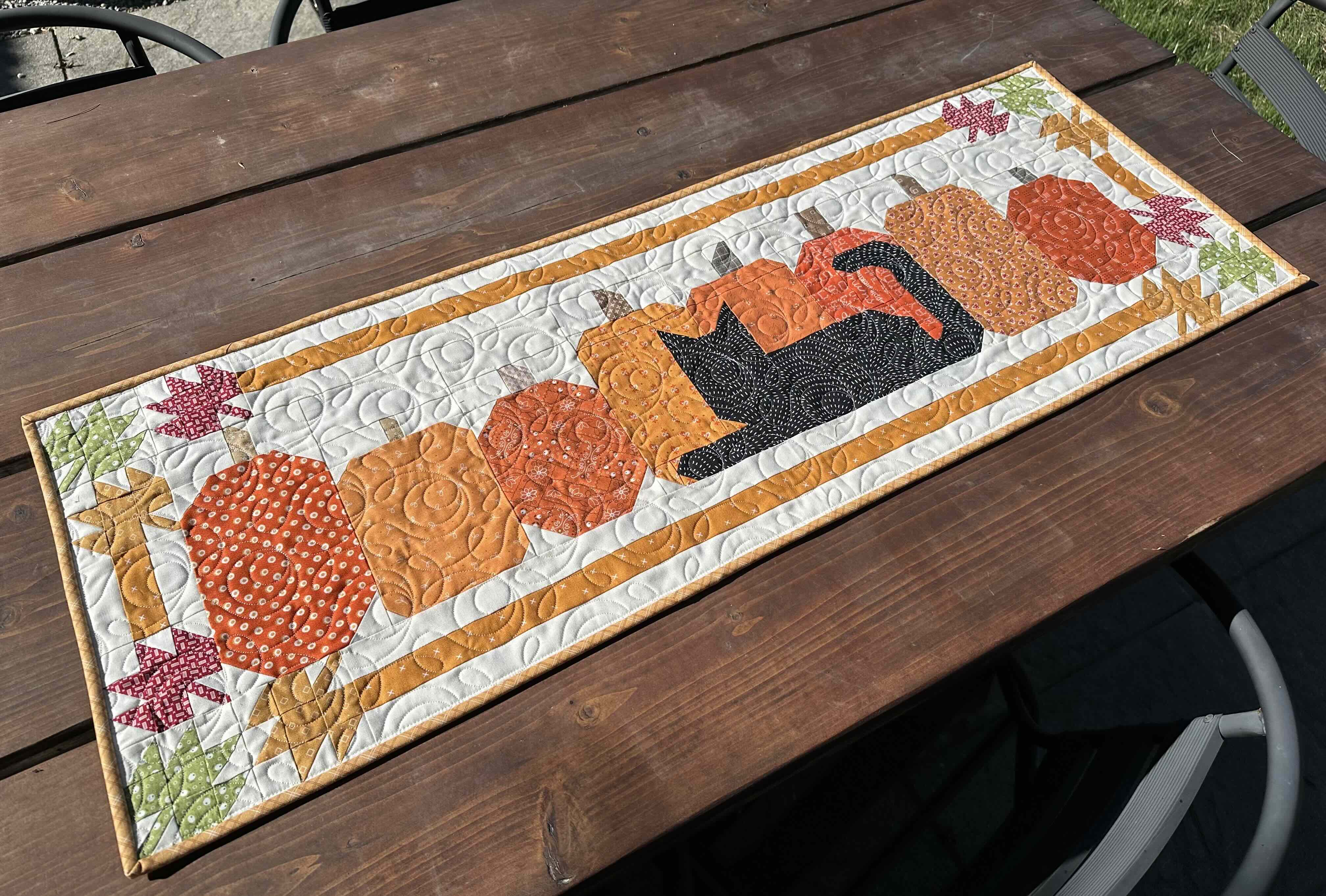 weallsew-onyx-in-autumn-table-runner.jpeg