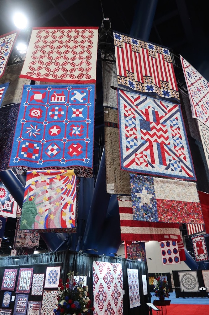 50-years-of-great-quilts-exhibit-3.jpg