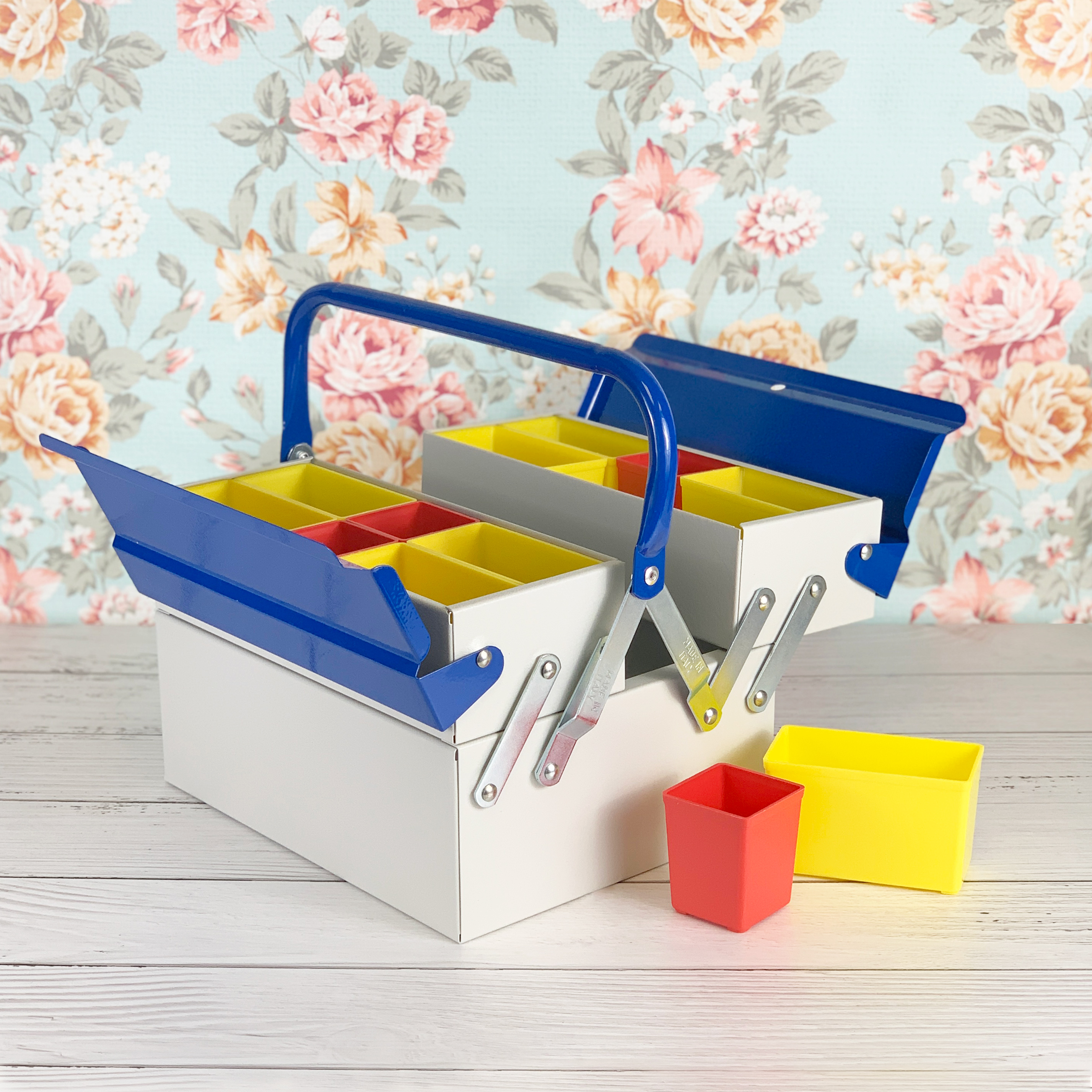 Single Layer Toolbox by Metalplus Toolboxes – K. A. Artist Shop