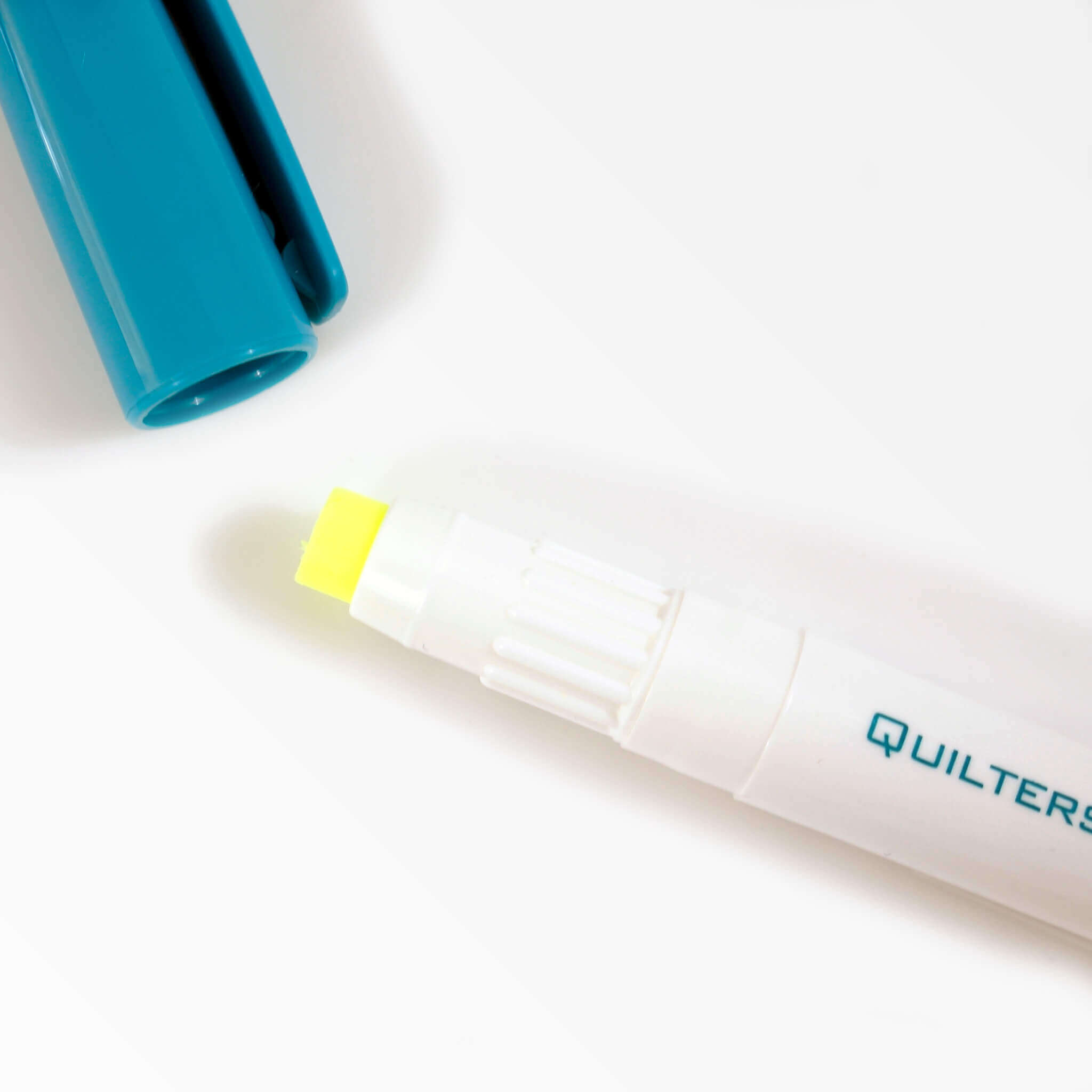 Quilters Select Glue Pen - Yellow